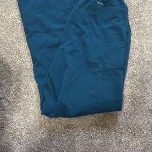 Blue Cargo Pants with Relaxed Fit and Fitted Cuffs